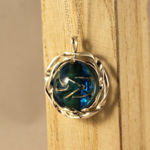 Colgante jietro azul de la colección jietro