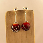 Pendientes esfera rojo presión