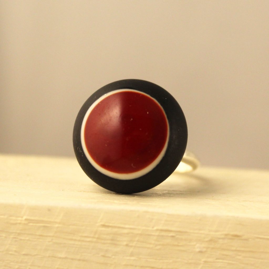 Anillo de la colección Seidi con plata de ley y vidrio de murano